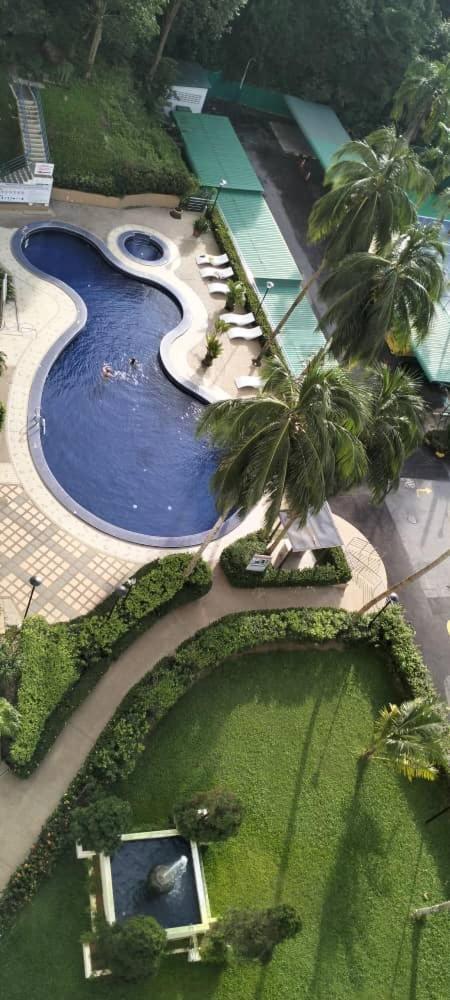 Sri Sayang Pearl View Apartment Batu Ferringhi Room photo